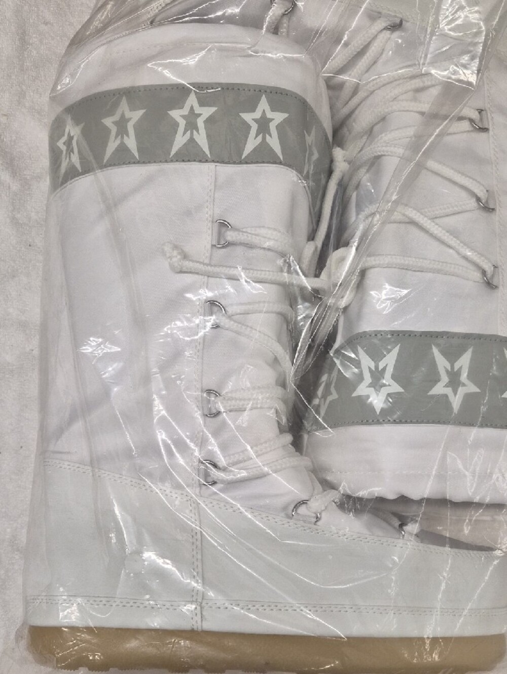 wild fable White Star-Trim Snow Boot Size 8 - Picture 4 of 6